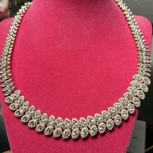 Swarovski Statement Necklace Diamonds with Gold Chain and Matching Earrings Set - Picture 11 of 16
